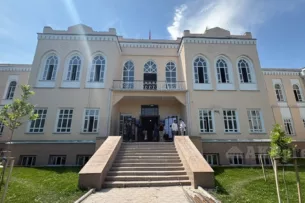 Минкультуры Кыргызстана предлагает ввести 10-летний запрет на исключение памятников истории и культуры из реестров охраны