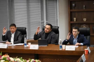 Комитет по конституционному законодательству, государственному устройству, местному самоуправлению и Регламенту Жогорку Кенеша