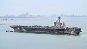 авианосец USS Abraham Lincoln